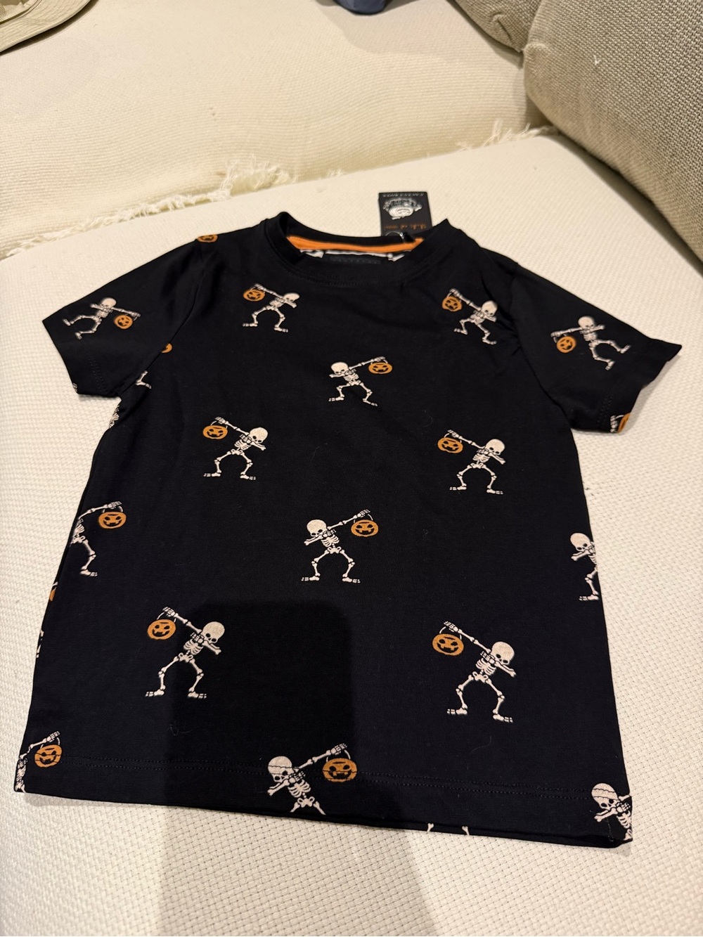 Cactus Black Halloween Skeleton Tee with Orange Pumpkins 🎃 4T